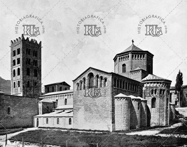 Vista exterior del Monasterio de Ripoll. Ref: MZ00558