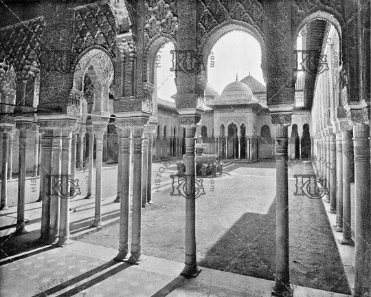 Patio de los Leones de la Alhambra de Granada. Ref: MZ00521