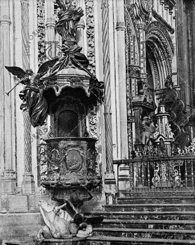 Púlpito del Toro en la Catedral de Córdoba. Ref: MZ00595