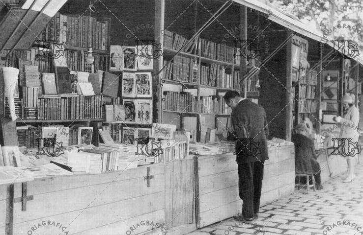 Mercado de libros antiguos. Ref: MZ01211