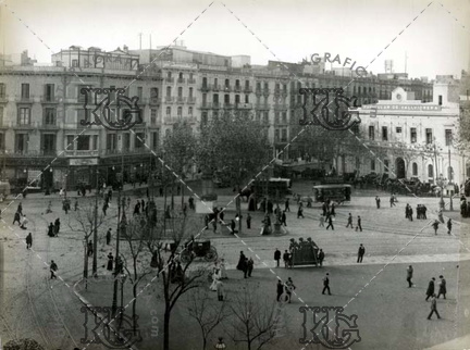 Plaza de Catalunya con Pelayo. Ref: 5000370