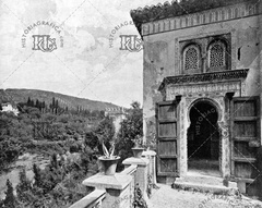 Granada. Puerta de la Alhambra. Ref: MZ00668