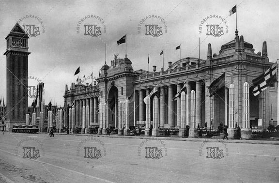 Palacio de Comunicaciones durante la Expo 1929. Ref: MZ01755
