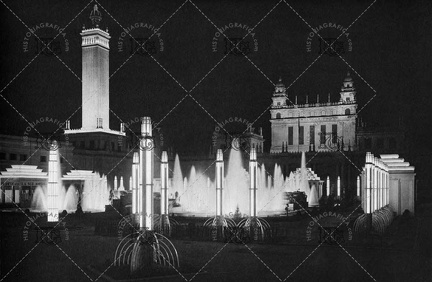 Plaça de l'Univers por la noche durante  Expo 1929. Ref: MZ01766