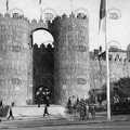 Entrada al Poble Espanyol durante Expo 1929. Ref: MZ01794