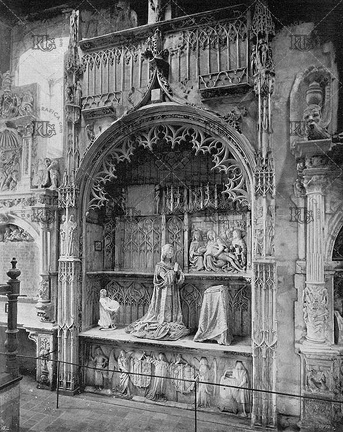 Arco sepulcral en la catedral de Burgos. Ref: MZ00783
