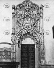 Puerta del claustro del monasterio del Parral. Ref: MZ00973