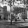 Plaza de Sarrià con la iglesia de Sant Vicenç. Ref: 5001783