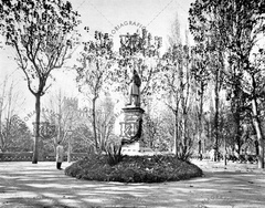 Monumento a Aribau en la parque de la Ciudadela. Ref: MZ00201