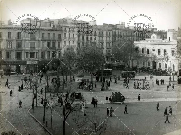 Plaza de Catalunya con Pelayo. Ref: 5000370