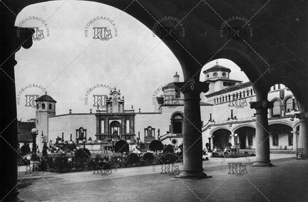 Patio del palacio de la Agricultura durante Expo 1929. Ref: MZ01764