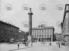 Plaza Colonna y columna de Marco Aurelio en Roma. Ref: MZ02537