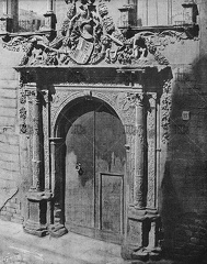 Puerta de la Casa Gralla en Portaferrisa. Ref: MZ01044